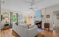 805 N Chestnut Street, Aberdeen, NC 28315