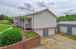 305 Old Stage Road, Rogersville, TN 37857