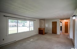 306 N MASON Street, Deer Creek, IL 61733