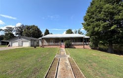 11730 Old Moffat Road, Wilmer, AL 36587