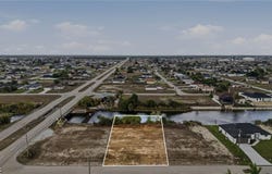 1525 NW 17th Street, Cape Coral, FL 33993