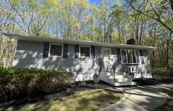 3237 Woodcrest Avenue, Effort, PA 18330