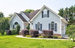 8900 Fox Glen Drive, Ooltewah, TN 37363