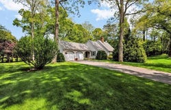 1 Jonathan Lane, Sandwich, MA 02563
