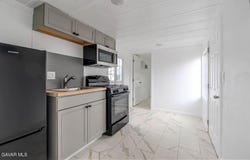 6150 E Avenue T, Palmdale, CA 93552