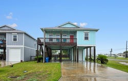 2403 S Bronte, ROCKPORT, TX 78382