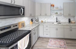 213 CONOVER STREET, BURLINGTON, NJ 08016
