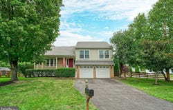 8005 ROCKY RUN ROAD, GAINESVILLE, VA 20155