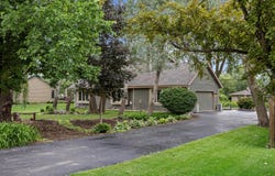 S74w14933 Woods Rd, Muskego, WI 53150