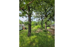 112 Saint Francis Ln, Mabank, TX 75156