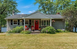 66 E Shore Drive, Berne, NY 12059