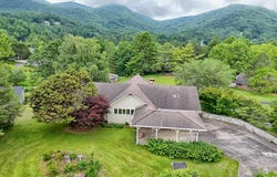 70 Fairway Lane, Sky Valley, GA 30537