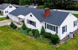 120 N Middle Street, Columbiana, OH 44408