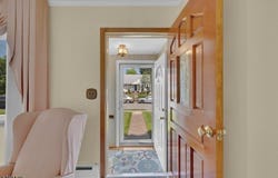 13 Wonham St, Clifton City, NJ 07013-3028