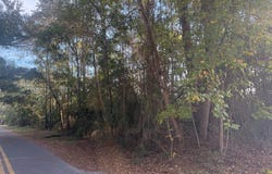 198 13th St, Apalachicola, FL 32320