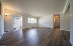 512 Jeannette Drive, Richmond Heights, OH 44143