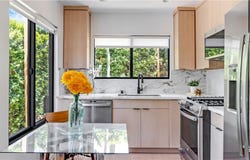 1572 Myra Avenue, Los Angeles, CA 90027