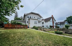 140 Hillsdale Street, Hillsdale, MI 49242