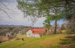 104 Barbershop Lane, Fries, VA 24330