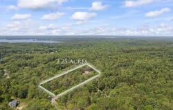8 Holbrook Drive, Phippsburg, ME 04562