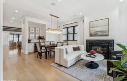 1934 W Patterson Avenue, Chicago, IL 60613