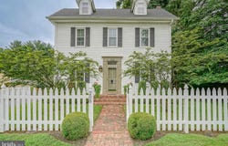 208 2ND STREET, RANCOCAS, NJ 08073
