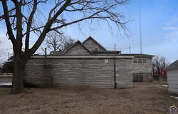 501 E 3rd ST, Eskridge, KS 66423