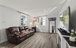 467 EVERGREEN Avenue, PHILADELPHIA, PA 19128