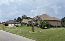 408 Meadow Court, Hardinsburg, KY 40143