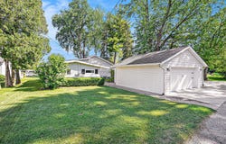 15666 Connelly Avenue, Spring Lake, MI 49456