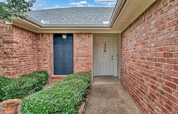 308 Greystone Drive, Lorena, TX 76655