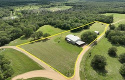565 Rogers Trail, La Grange, TX 78945