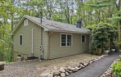 112 Heavenly Valley Drive, Tafton, PA 18464