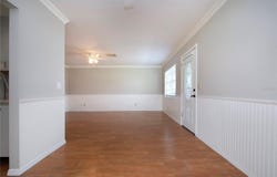 1828 FOXHUNT Drive, SUN CITY CENTER, FL 33573
