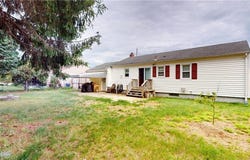 27 amherst Road, Warwick, RI 02889