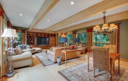 6 Mountain View Dr, Framingham, MA 01701