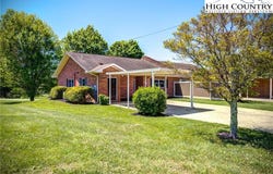 41 Transou Street, Sparta, NC 28675