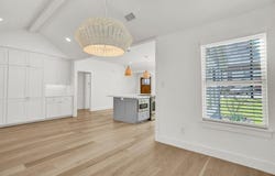 301 E Wall Street, Grapevine, TX 76051