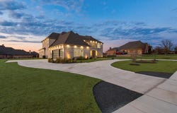 100 Old Vineyard Lane, Heath, TX 75032