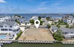 42 BUCKINGHAM AVENUE, HARVEY CEDARS, NJ 08008