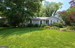 302 FRANKLIN AVENUE, BERLIN, MD 21811
