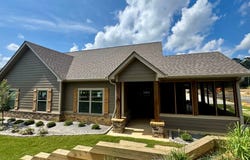 84 Maddox Lane, CHATSWORTH, GA 30705