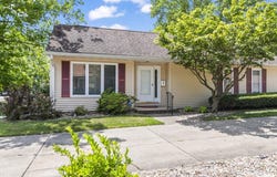 3217 CLARENDON Drive, Springfield, IL 62704