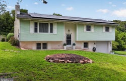 65 RIVER Road, YORK HAVEN, PA 17370