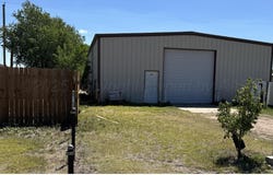 1123 BINKLEY Avenue, Dumas, TX 79029-5036