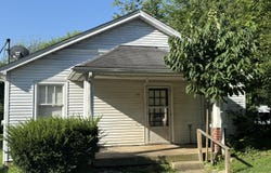 81 Kavanaugh St, Shelbyville, KY 40065