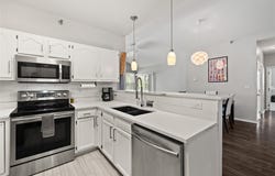 1313 SE University Avenue unit: 202, Waukee, IA 50263