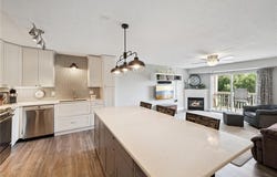 1321 Lake Drive W, Chanhassen, MN 55317