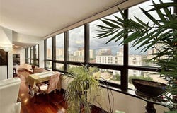 5150 Hidalgo Street, Houston, TX 77056