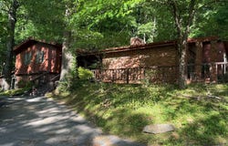 121 E Cruce LN, Marion, KY 42064